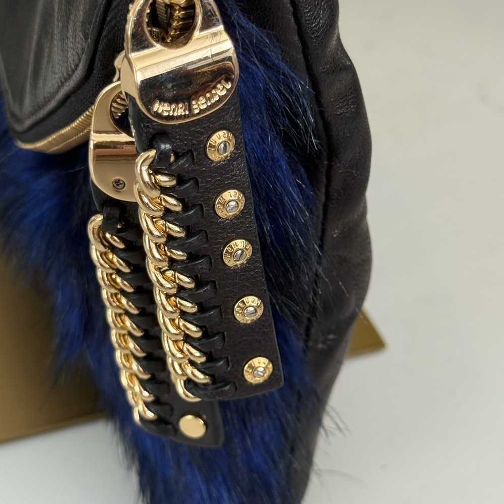 Henri Bendel Foldover Clutch / Shoulder Black Calf w/blue fur Bag ~ EUC & Rare - Picture 3 of 16